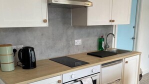 Private kitchen - The Studio, 2 bed flat, sleeps 4, Hadrian’s Wall, Brampton

 (Brampton)