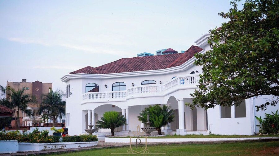 Les Jardins de René - London