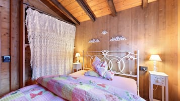 2 camere, ferro/asse da stiro, Wi-Fi gratuito, lenzuola