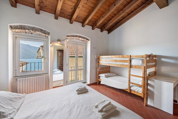 2 habitaciones, wifi gratis y ropa de cama 