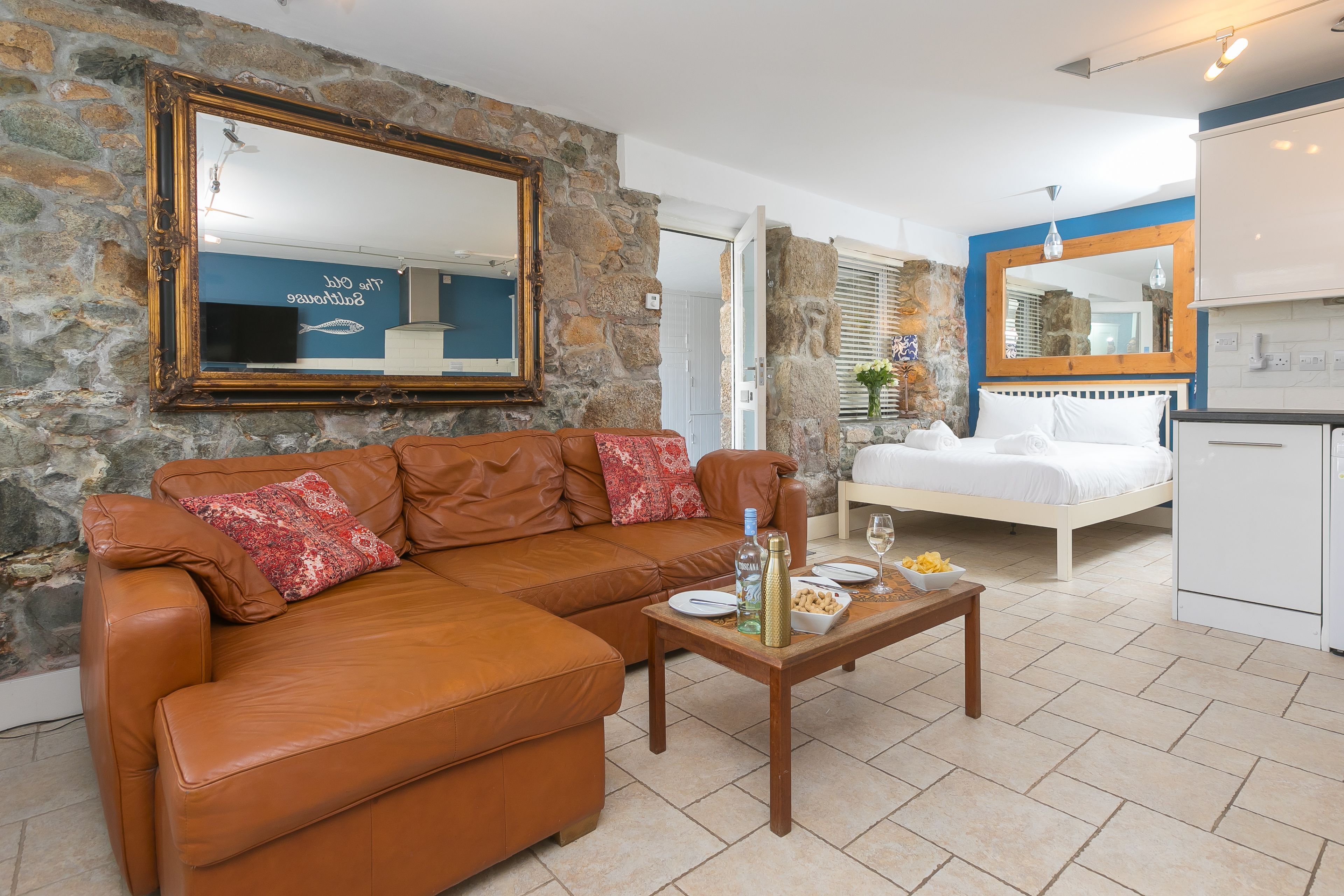 1 soverom, strykejern/-brett, wi-fi og sengetøy