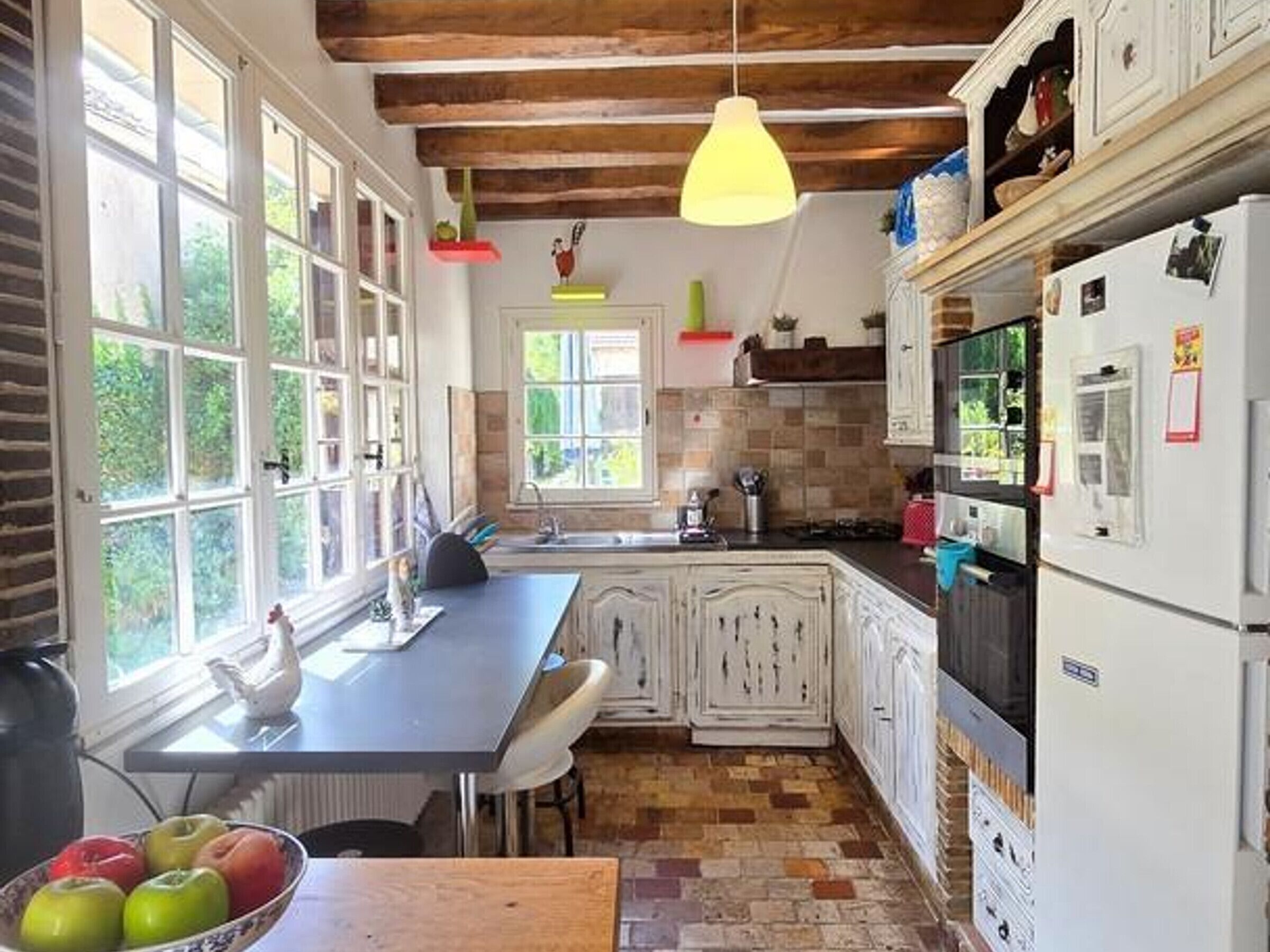 Fridge, microwave, dishwasher