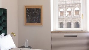 2 Schlafzimmer, Zimmersafe, Schreibtisch, Bügeleisen/Bügelbrett