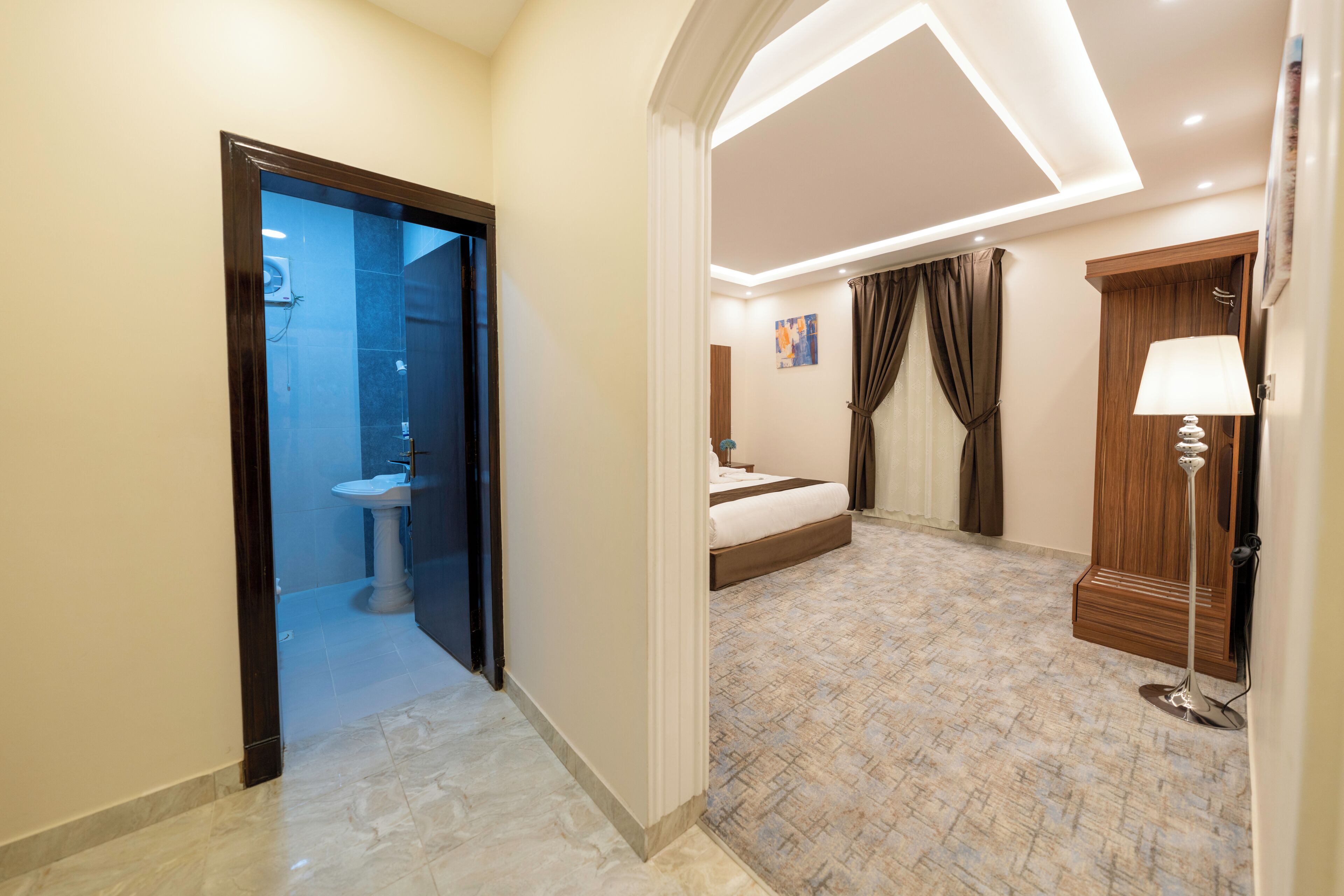 Habitación junior | Sistema de insonorización, tabla de planchar con plancha, wifi gratis