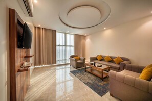 Suite familiar | Vistas a la calle