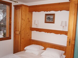 2 bedrooms, free WiFi