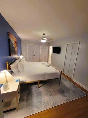 4 bedrooms, iron/ironing board, travel cot, WiFi