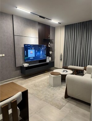 Habitació triple executiva | Roba de llit d'alta qualitat, wifi gratuïta i roba de llit 