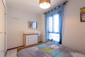 3 slaapkamers, een strijkplank/strijkijzer