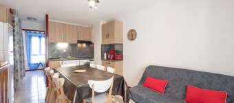 Gavarnie Apartment – Cozy Duplex with Parking & Ski Locker