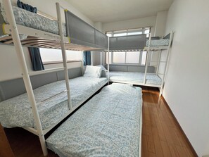 2 室のベッドルーム、WiFi、ベッドシーツ
