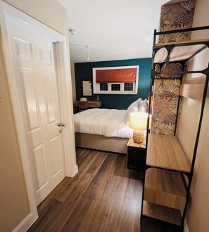 Free WiFi - The Fighting Cocks  (Fordingbridge)