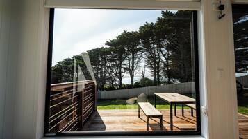 Villa, Partial Ocean View | Living area | 32-inch LCD TV with digital channels