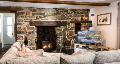 Shepherd's Cottage - a beautiful cottage sleeping 2 guests