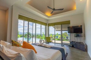 4 habitaciones, tabla de planchar con plancha, wifi y ropa de cama 