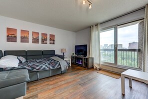 Smart-TV og peis