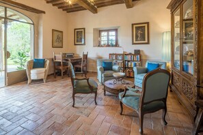 Villa, Lake View | Living area