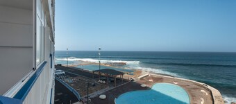 Vacation 'Bajamar Seaview' with Sea View, Shared Pool and Wi-Fi