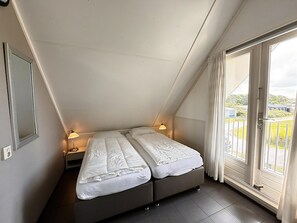 3 soverom, strykejern/-brett, reiseseng for barn og wi-fi (inkludert)