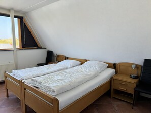 2 bedrooms, free WiFi