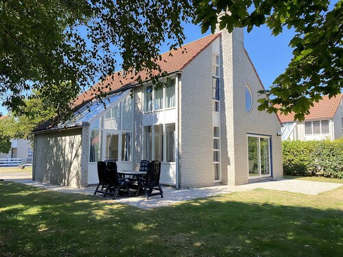 3 Schlafzimmer Unterkunft in Julianadorp