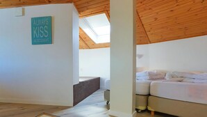 Interior - 3 bedroom accommodation in Callantsoog (Callantsoog)