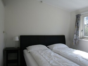 2 Schlafzimmer, Reisekinderbett, kostenloses WLAN