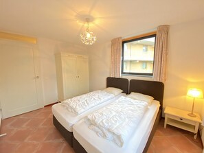 2 bedrooms, free WiFi