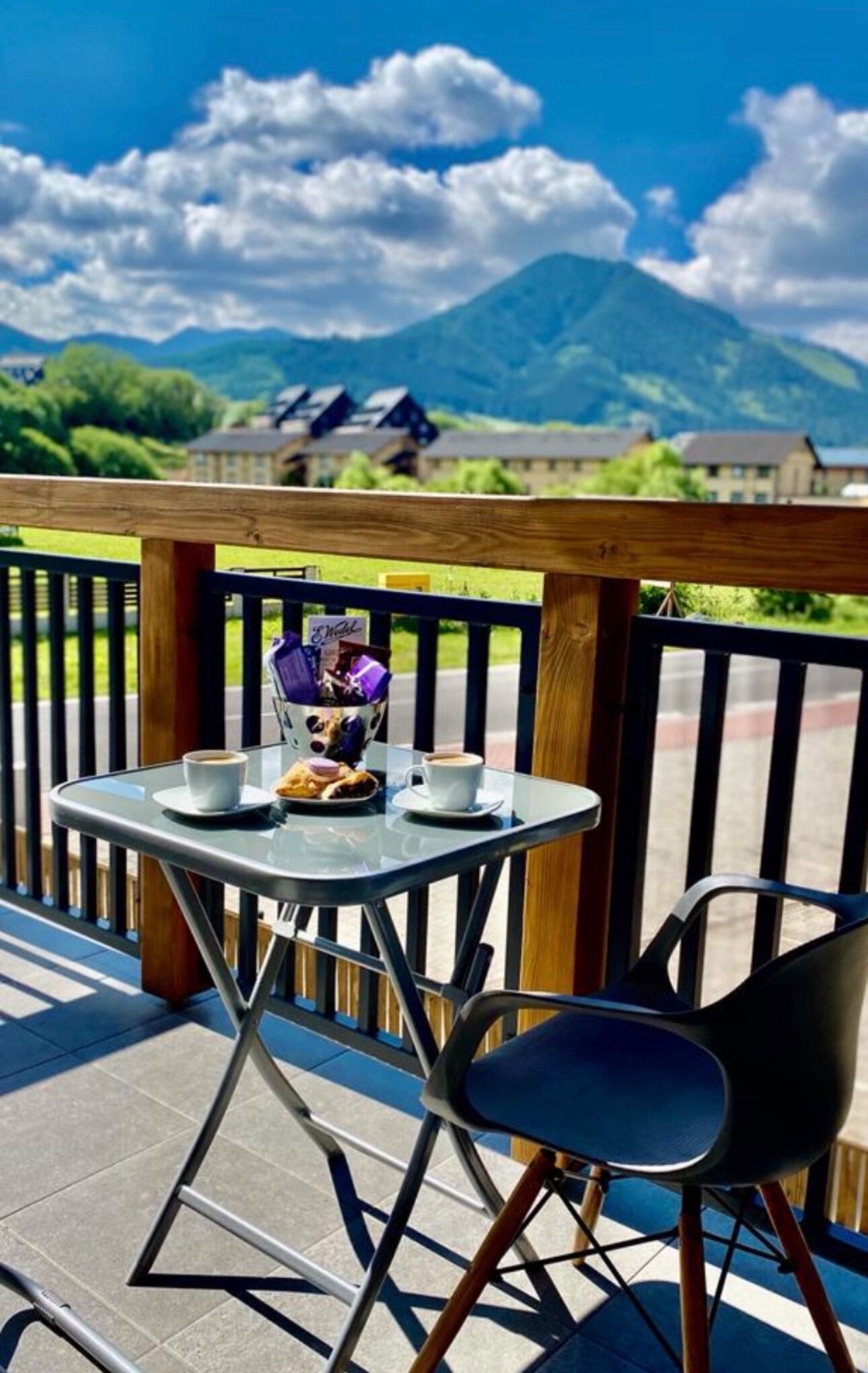 Daily buffet breakfast (EUR 12 per person)