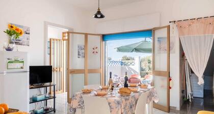 Sunny Haven Villa In Torre Lapillo