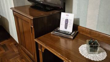 Allergikerbettwaren, Zimmersafe, Schreibtisch, schallisolierte Zimmer