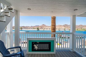 Property grounds - Livin' the dream, Front Row! Roadrunner Resort (Parker)