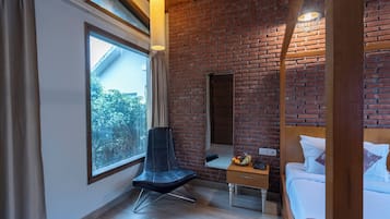 Suite | 1 bedroom, desk, laptop workspace, free WiFi