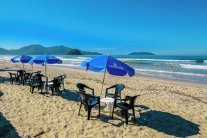 Beach - VELINN Hotel Porto do Eixo (Ubatuba)