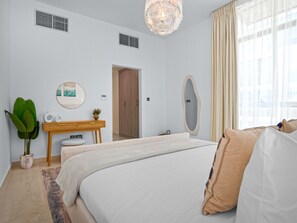 Apartment, 1 Bedroom, 2 Bathrooms | 1 bedroom - Easygo-upgraded 1bdr Polo Residence (Dubai)