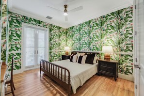 4 多间卧室、办公桌、熨斗/熨衣板、免费 WiFi