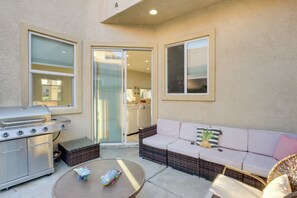 Interior - 2 Mi to Coachella Grounds: Home w/ Fire Pit! (Indio)