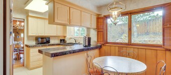 3 Mi to Reno Riverwalk: 'quail Walk' Custom Home