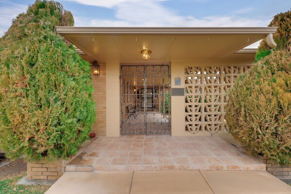 House (3 Bedrooms) | Interior - 2 Living Areas + Library! Home 22 Mi to Mt Rose (Reno)