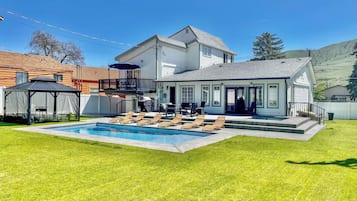 Ferienhaus (6 Bedrooms) | Fassade der Unterkunft