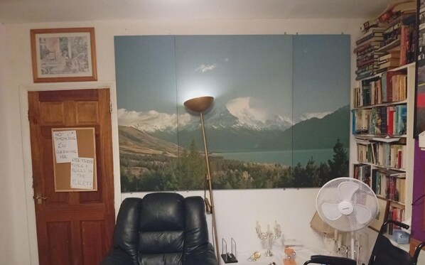 Interior - 4 Bedroom House,  (London)