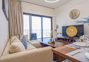 Apartment, 1 Bedroom, Pool Access | Living room