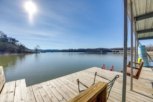 Hike, Boat, Fish & More: Table Rock Lake Cottage
