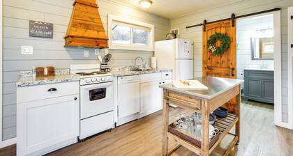 Fish, Boat & Hike On-site: Cape Fair Apartment!