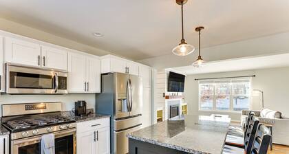 10 Mi to Dtwn Madison: Home w/ Large Yard!