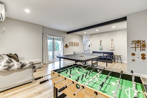 Apartment (2 Bedrooms) | Front of property