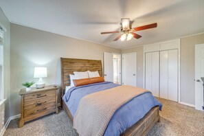 House (3 Bedrooms) | Interior - Tulsa Home 5 Mi to Downtown: Groups Welcome! (Tulsa)