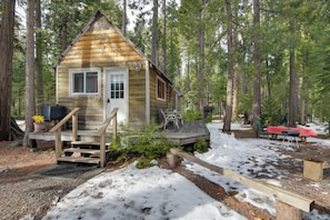 Apartment (0 Bedroom) | Interior - Walk to Trails & Butte Creek: Cozy Retreat w/ Deck (Butte Meadows)
