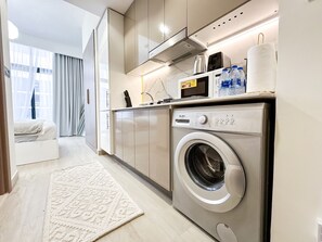 Studio, Poolzugang | Eigene Küche | Esstisch