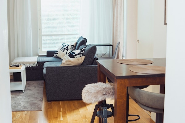 Lejlighed - 1 soveværelse - handicapvenligt - balkon | Stue | Bøger